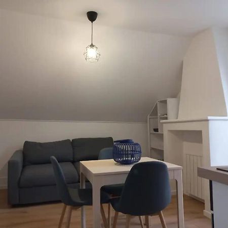 Le Montjoux, Appartement Calme, Toutes Commodites Besançon Eksteriør billede